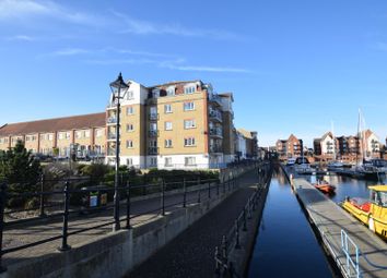 Thumbnail 2 bed flat to rent in The Piazza, Eastbourne