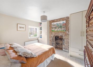 Thumbnail Flat for sale in Bromar Road, East Dulwich, London