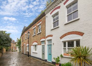 Thumbnail Terraced house to rent in Quill Lane, West Putney