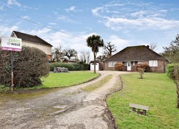 3 Bedrooms Bungalow for sale in Gay Street Lane, North Heath, West Sussex RH20