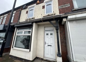 Thumbnail Flat to rent in High Road, Balby, Doncaster