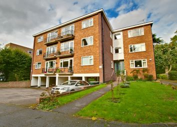 Thumbnail 2 bed flat to rent in Copers Cope Road, Beckenham