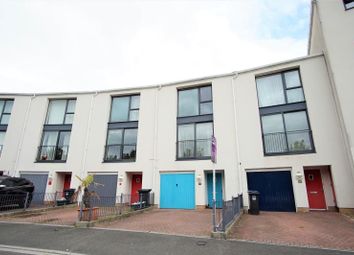 4 Bedroom Town house for rent