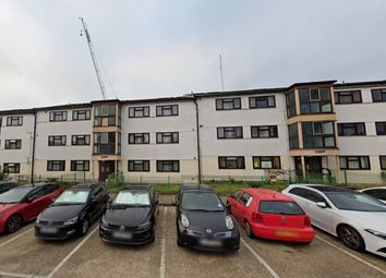 Thumbnail 3 bed flat to rent in Hamilton Close, London
