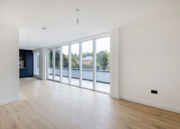 Thumbnail Flat for sale in Rostrevor Gardens, Hayes