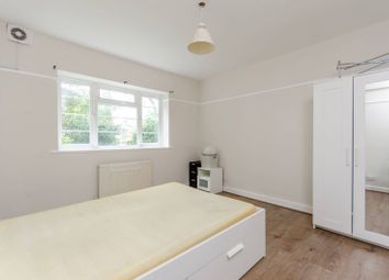 1 Bedrooms Flat to rent in Bushey Road, Raynes Park SW20