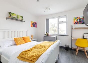 Thumbnail Shared accommodation to rent in Dorset Avenue, Hayes