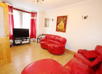 3 Bedrooms Terraced house for sale in Clement Road, London E6