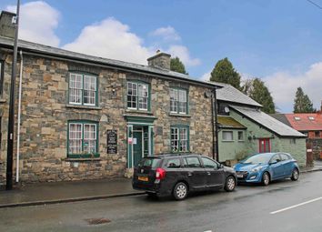 Thumbnail Hotel/guest house for sale in East Street, Rhayader