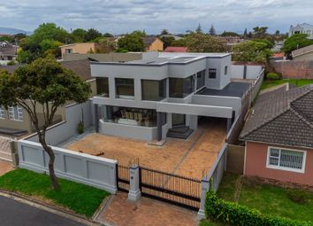 Thumbnail 6 bed detached house for sale in 13 8th Avenue, Athlone, Southern Suburbs, Western Cape, South Africa