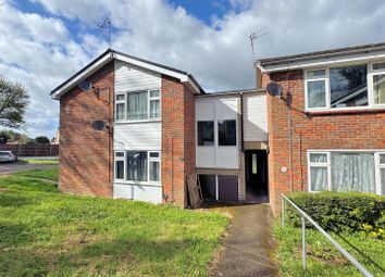 Thumbnail Flat for sale in Douglas Gardens, Berkhamsted