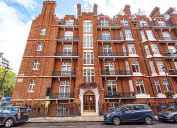 Thumbnail 4 bed flat for sale in Chiltern Street, London