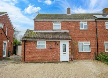 Thumbnail 3 bed property for sale in Brookside Estate, Chalgrove, Oxford