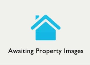 Thumbnail 1 bed property to rent in Savoy Court, Earls Court Road, London