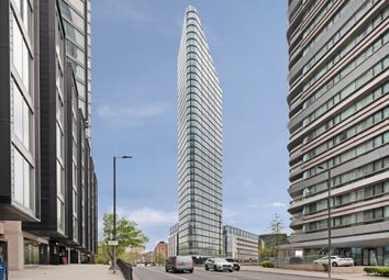 Thumbnail Flat for sale in Chronicle Tower, London