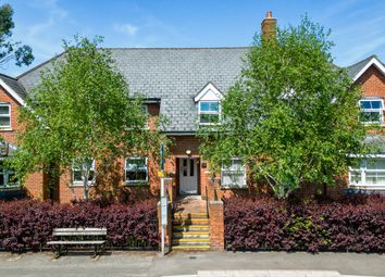 Thumbnail Flat for sale in Elliman Court, Gowers Yard, Tring