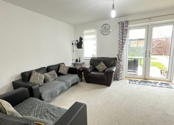 Thumbnail Shared accommodation to rent in Clapperknapper, Swanscombe