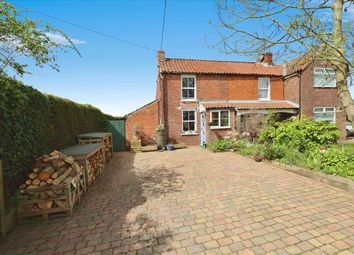 Thumbnail Cottage for sale in Fleets Road, Sturton By Stow, Lincoln