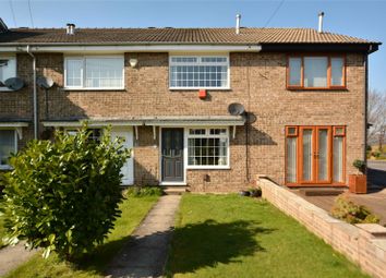 2 Bedrooms Terraced house for sale in New Park Vale, Farsley, Pudsey, West Yorkshire LS28