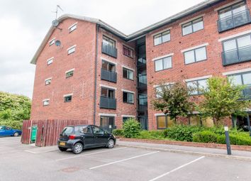 2 Bedrooms Flat to rent in Camlough Way, The Riverside, Chesterfield S41