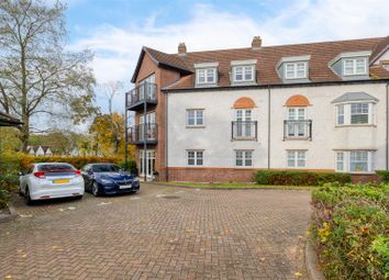 Thumbnail 2 bed flat for sale in Ascot Drive, Letchworth Garden City, Herts
