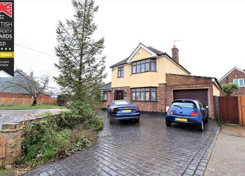 Thumbnail 3 bed detached house for sale in London Road, Rayleigh