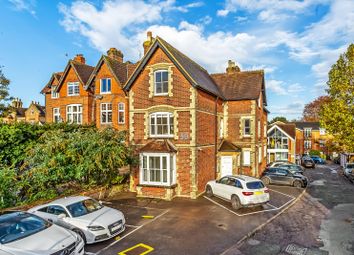 Guildford - 7 bed flat for sale