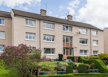 2 Bedrooms Flat for sale in Firrhill Drive, Colinton Mains, Edinburgh EH13
