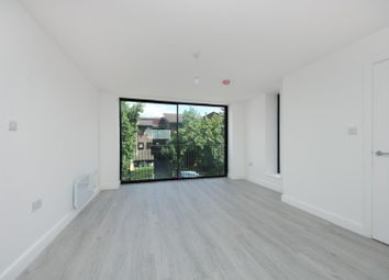 Thumbnail 2 bed flat to rent in Spencer Road, London