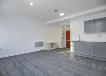 Thumbnail Studio to rent in Parkside, Park Row, Felling Central, Felling