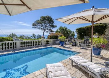 Thumbnail 4 bed villa for sale in Street Name Upon Request, Antibes, Fr