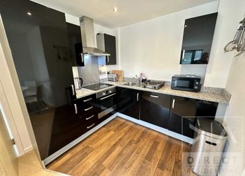 Thumbnail Penthouse to rent in Kings Road, Swansea