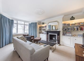 Thumbnail 2 bedroom flat to rent in Muncaster Road, London