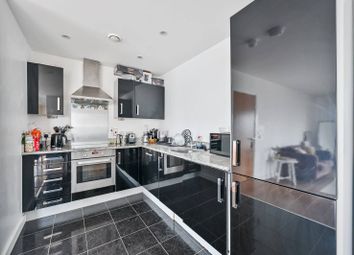 Thumbnail 3 bed flat for sale in City Peninsula, Greenwich Millennium Village, London