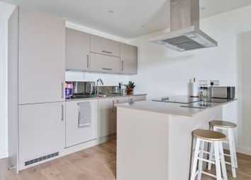 Thumbnail 3 bedroom flat to rent in Rotherhithe New Road, South Bermondsey, London