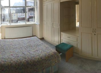 Thumbnail Shared accommodation to rent in Ansell Road, London