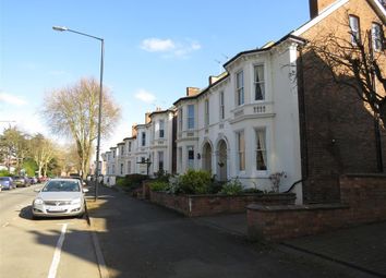 Thumbnail Flat to rent in Avenue Road, Leamington Spa