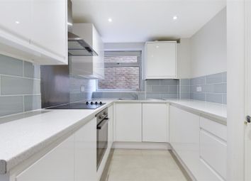 Thumbnail Flat to rent in Makinen House, Palmerston Road, Buckhurst Hill