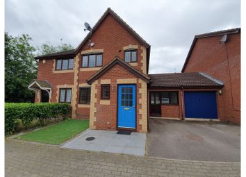 3 Bedroom Semi-detached house for rent