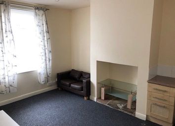 2 Bedrooms Terraced house to rent in Prince Street, Primrose Hill, Huddersfield HD4