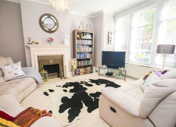 3 Bedrooms Terraced house for sale in Huntly Road, London SE25