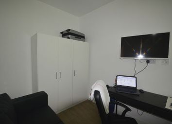 Thumbnail 1 bed flat to rent in Upper Brown Street, Leicester