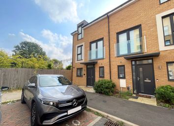 Thumbnail 5 bed terraced house for sale in Windstar Drive, South Ockendon