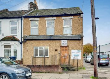 Thumbnail Commercial property to let in Raynham Road, London