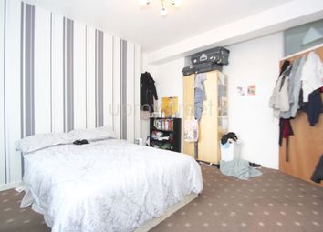 4 Bedrooms Flat to rent in Mead Close, Belmont St NW1