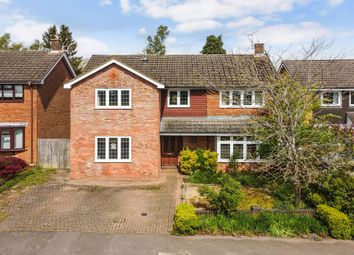 Thumbnail 4 bedroom detached house for sale in Roundwood Lane, Harpenden