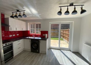 Thumbnail Property to rent in Foyle Close, Stevenage, Hertfordshire