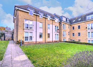 Thumbnail Flat for sale in Watersmeet, Grove Road, Hitchin, Hertfordshire