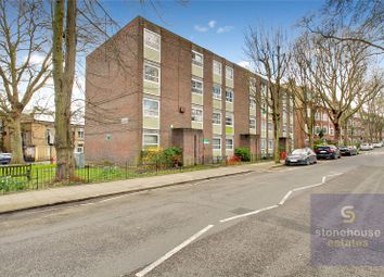 Thumbnail Flat to rent in Pemberton Gardens, Upper Holloway, London