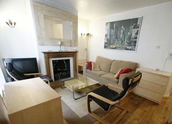 2 Bedrooms Flat to rent in St Peters Terrace, Fulham, London SW6
